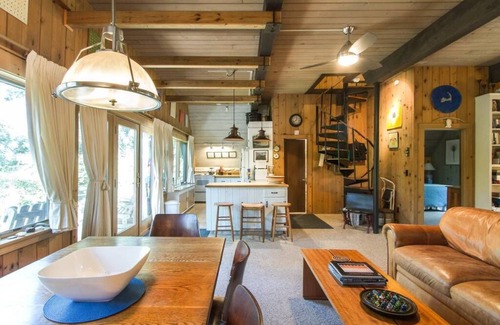 North Eastham House | One of a Kind " The Nauset Teepee" Peaceful Oasis near the bay