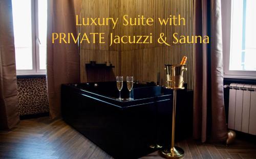 Tiburtino House | One of one Experiences - LOVE SPA SUITE