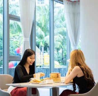 Daun Penh Hotel | One Park Hotel & Residence