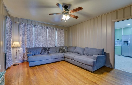 OST - South Union House | One story 3/2.5 home just 5 miles from Texas Medical Center and MD Andersen
