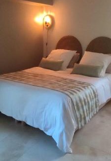 Maille House | ONEIRO NISOS
