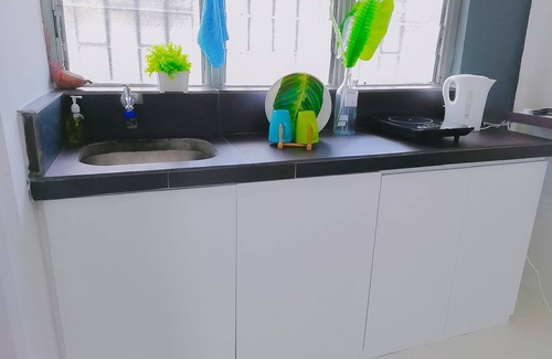 Sekudai Apartment | ONGLAI Homestay - Tun Aminah 1-8 pax