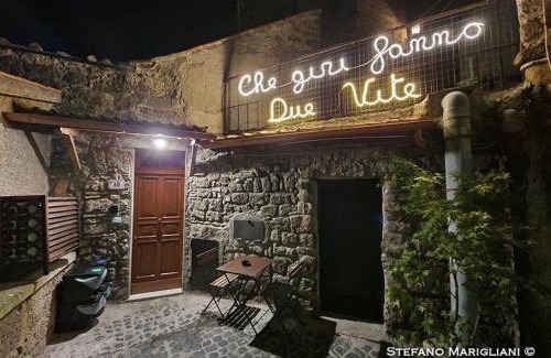 Ronciglione Apartment | Onlyfor2 un nido d'amore per la coppia