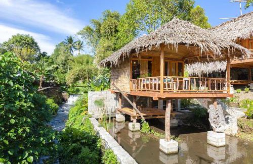 Tomohon House | Onong's Homestay & Cafe