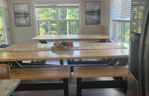 La Follette House | OnThe Rocks at Norris Lake