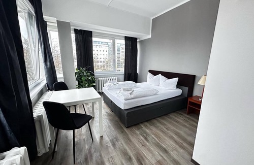 Marzahn Hotel | Ootel.com