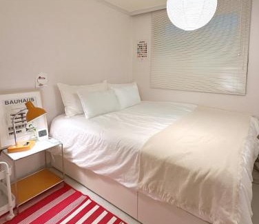 Seokchon-dong Apartment | OpenㆍJamsil Lake Stay