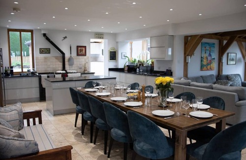Weston under Penyard House | Open plan country home ideal for restful getaways