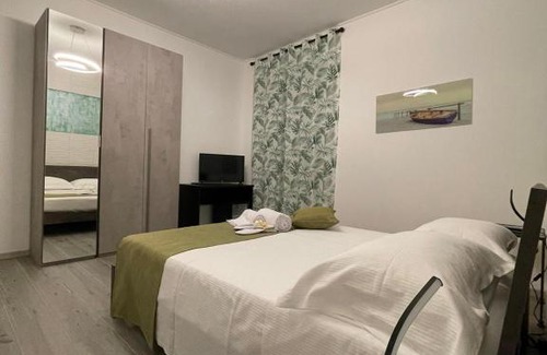 Rovato House | OPERA Foresteria Affittacamere