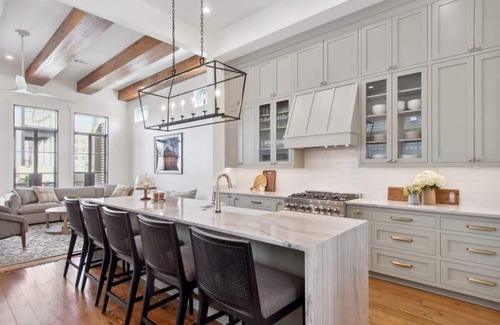 Faubourg Lafayette House | Opulent New Construction | Heated Pool & Spa
