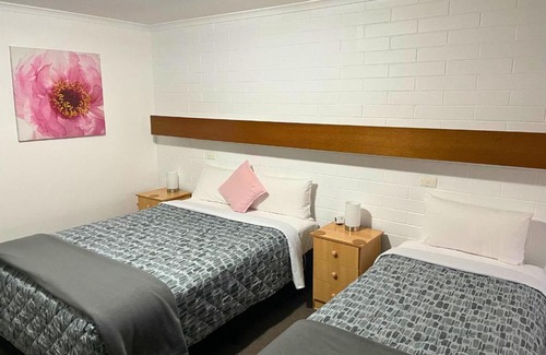 Irymple Hotel | Orana Motor Inn