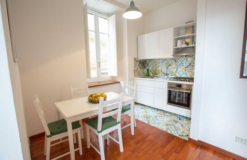Mergellina Apartment | Orazio on the castle by Dimorra