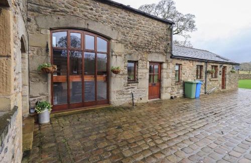 Fourstones Near Bentham House | Orcaber Farm Barn