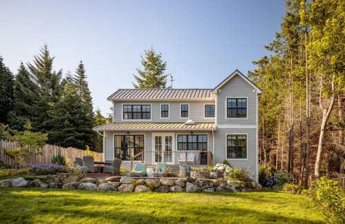 Eastsound House | Orcas Beach Cottage