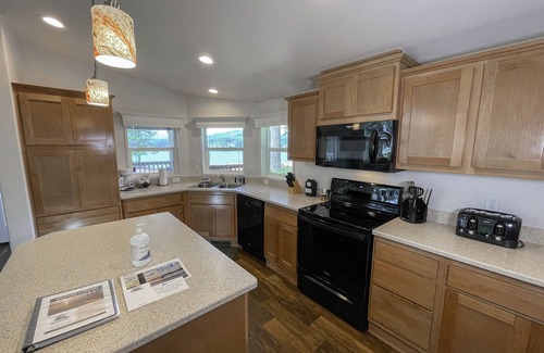 Eastsound House | Orcas Island, Eagle Bluff Retreat #298
