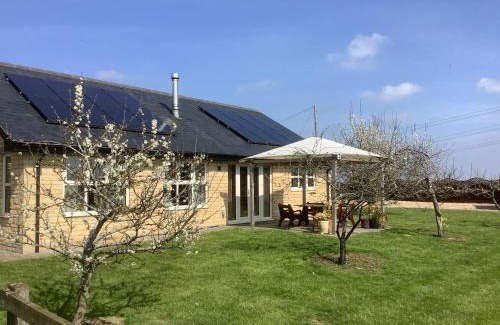 Castle Bytham House | Orchard Cottage, Clematis cottages, Stamford. Accessible luxury home.