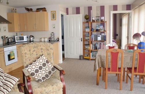 Hanley Swan Bed & Breakfast | Orchard Side Bed and Breakfast