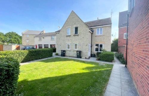 Swindon House | Orchid Cotswold Stone house