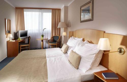 Brevnov Hotel | OREA Hotel Pyramida Praha
