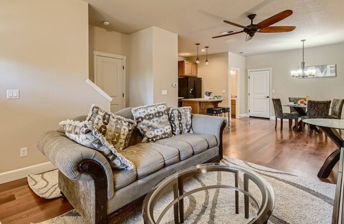 Oregon City House | Oregon Jade Lodging: Monthly Rental 3 Br, No Tax