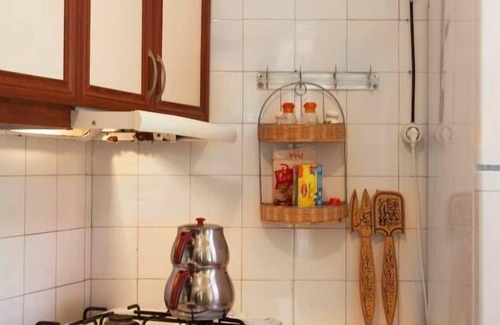 Adalar House | Orhan Kutbay'in Evi Turyolu Cafe Pansiyon