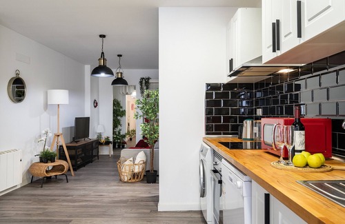 Pradolongo Apartment | Original and charming apartment near the Pradolongo park- Madrid M (GOA3)