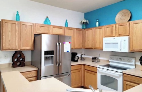 Thousand Oaks House | Orlando Disney Vacation 5BR, 2 King Beds, Pool & Spa, Themed Rooms 5 Min to Shop