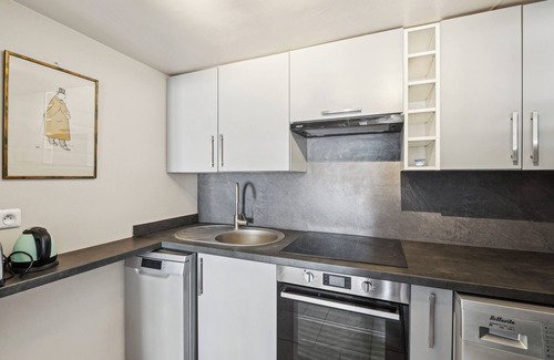 Saint-Thomas-d'Aquin Apartment | Orsay Invalides - Lille 1bdr by B'Your Home