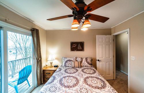Osage Beach House | Osage Beach Getaway - Lake Views & Pet Friendly