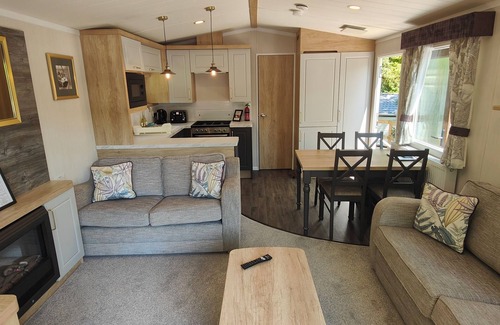 Prenteg House | Osprey Static Caravan - 2 Bedroom - No Pets