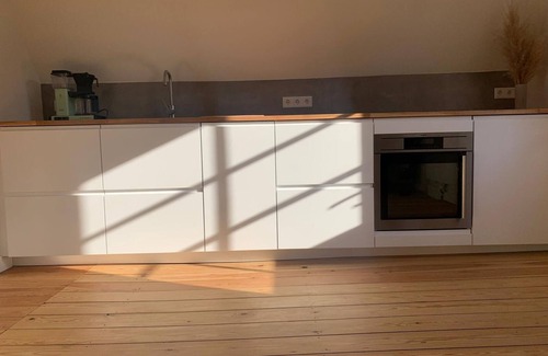 Nordstadt Apartment | Ostseeloft Ferienwohnung 500 m Entfernt von der Flensburger Förde und Stadtnah