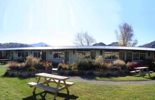 Otematata Hotel | Otematata's Best Dam Pub