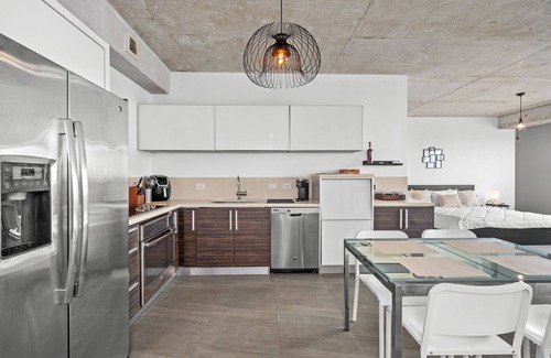 Puerta de Tierra Apartment | Otium | One Block From The Beach | Ocean Views | Gym