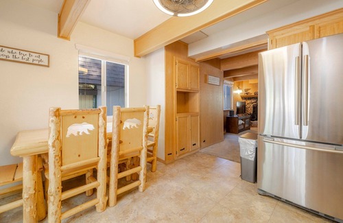 Big Bear Lake Cabin | Our Cabin in the Woods Log Cabin Retreat w/Hot Tub