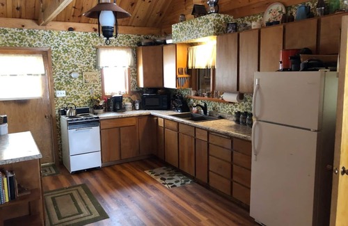 Deer River Cabin | Our cozy lakeside cabin offers you the simple pleasures of an up north getaway.