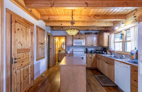 Hidden Lake House | Our Neck of the Woods at Hidden Lake