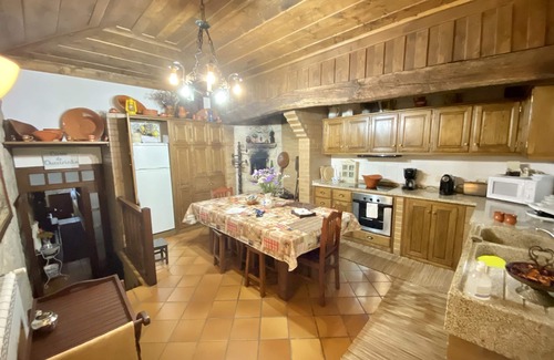 Paredes de Coura Cottage | Outeirinho House (Full house)