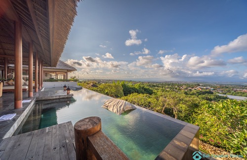 Bukit Villa | Outlook Villa: Exclusive Breathtaking and exclusive luxury in Jimbaran!