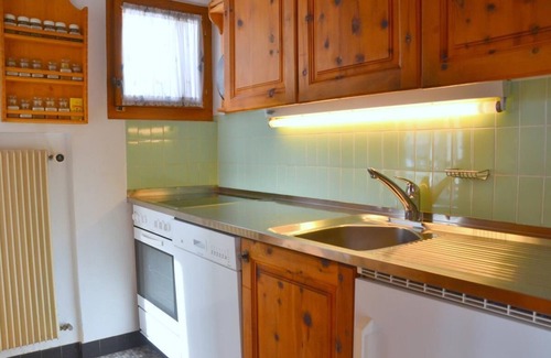 Chandolin Apartment | Outside : flat in Chandolin, for 2-4 persons, on the ground floor of an apartment house, terrace wit