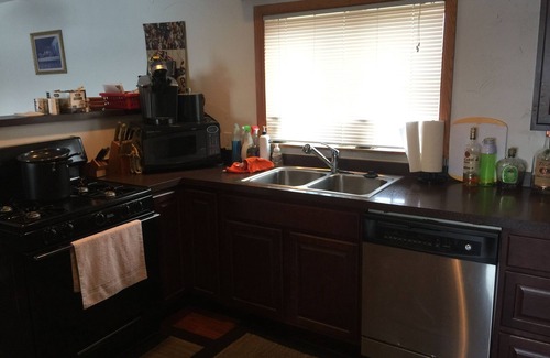 Lake Milton House | Outstanding Cabin on Lake Milton ~ Unbelievable Sunsets ~ Private Beach!