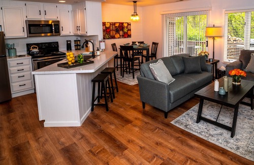 The Galena Territory House | Outstanding Location, Beautifully Updated, Warm, Inviting and Dog Friendly!