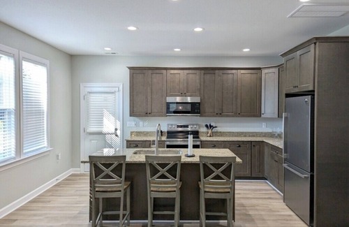 Elizabeth City House | Over the Railroad, Private Modern Farmhouse w/Late Checkout