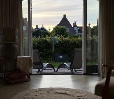 Hindeloopen House | Overnachten aan het IJsselmeer