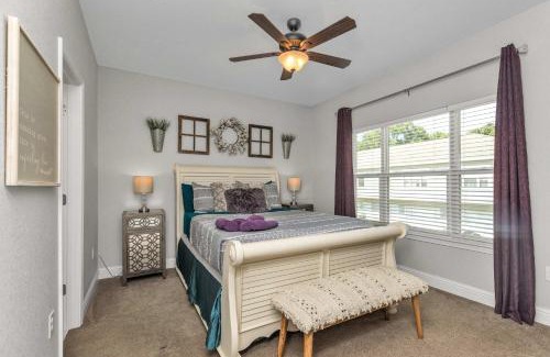 Wright House | Owl's Nest - Cozy Townhome Close to Beaches, Attractions & More!