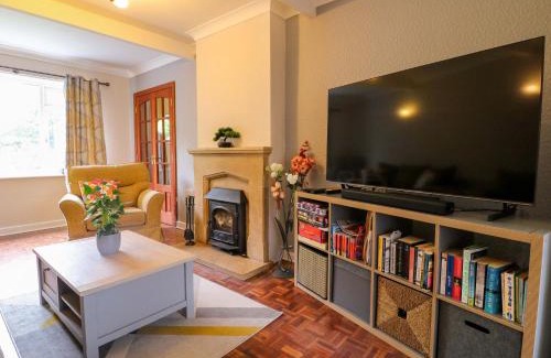 Ault Hucknall House | Oxcroft View