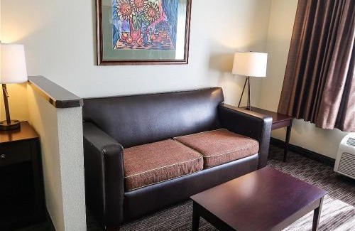 Hayden Island Hotel | Oxford Suites Portland - Jantzen Beach