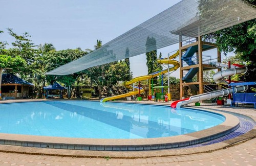 Banyuwangi Hotel | OYO 1188 Alam Indah Lestari Hotel