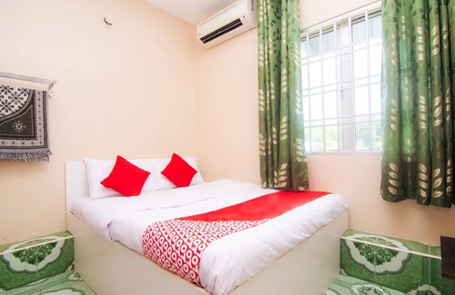 Tanjung Malim Hotel | OYO 1224 Hotel Hajah Rohayah