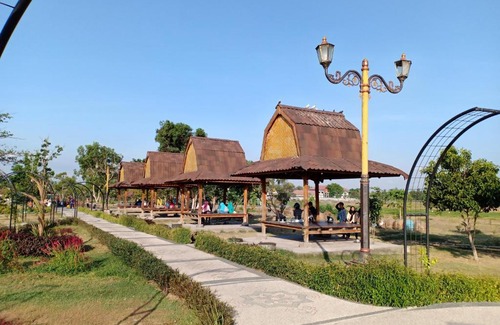 Praya Hotel | OYO 1732 Edotel Praya Syariah
