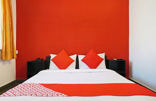 Paud Hotel | OYO 23383 Sai Holiday Resorts